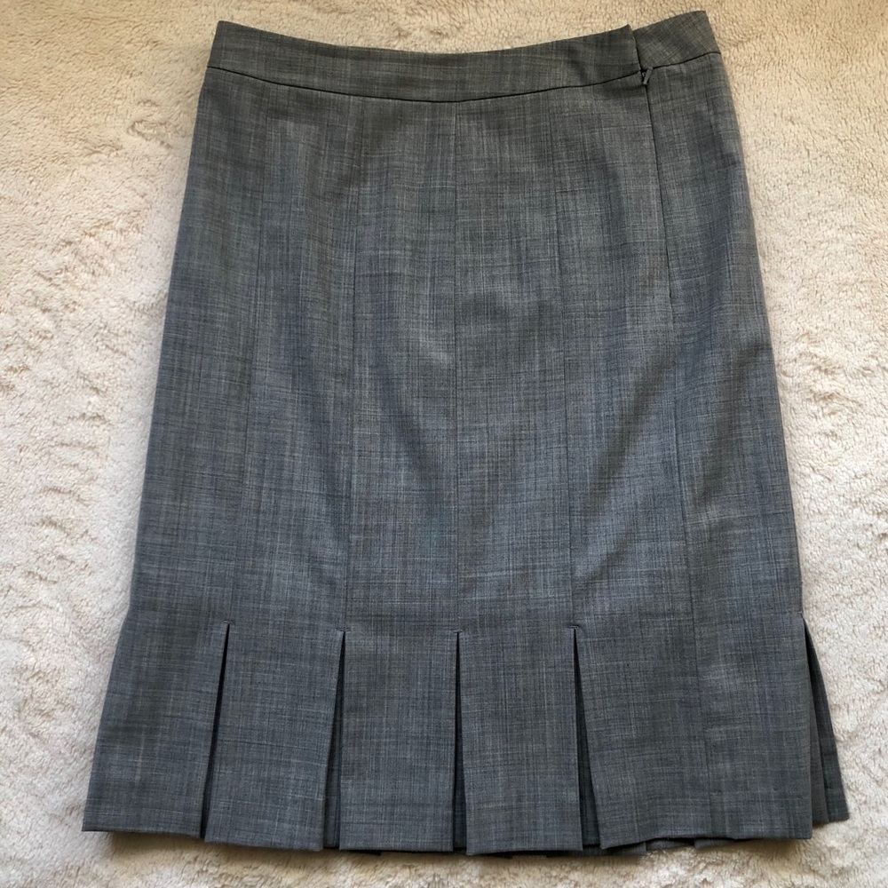 Lands’ End Gray Pencil Skirt.